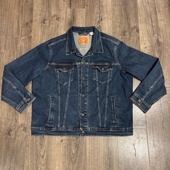 Levi's Denim Trucker Jacket Mens Size XL Dark Blue Wash Long Sleeve - Picture 1 of 12